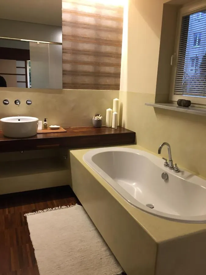 Solec Residence Warsaw 0*,